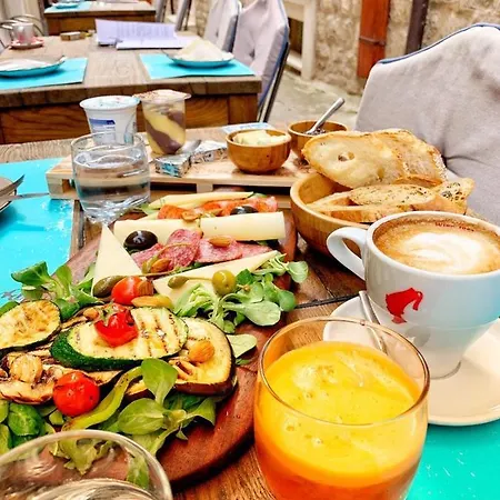 Apartment Heritage Zanini Hvar Town