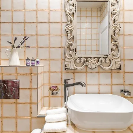 Heritage Zanini Apartment Hvar Town