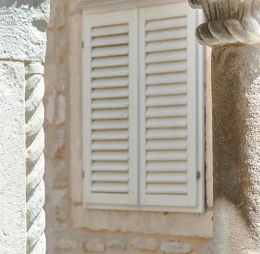 Apartment Heritage Zanini Hvar Town